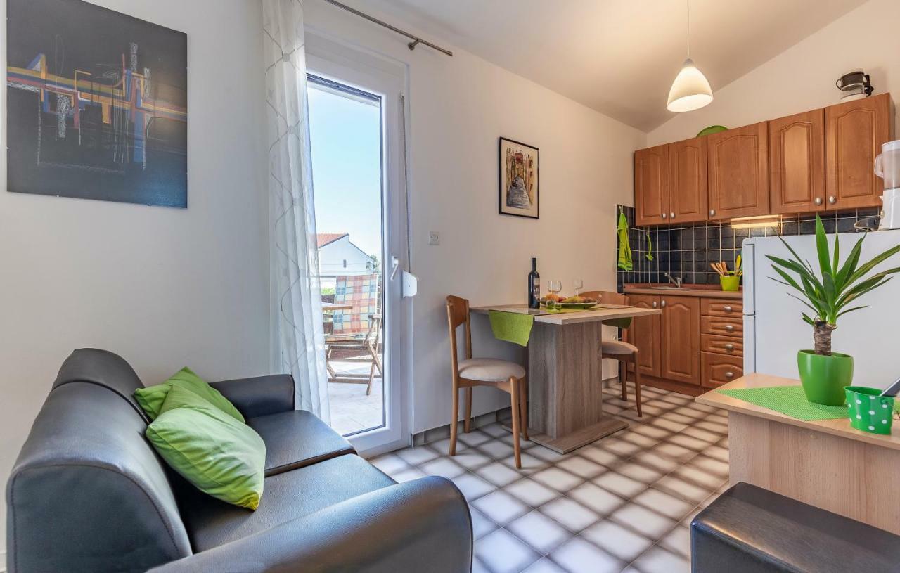 Apartment Denis Medulin Ngoại thất bức ảnh