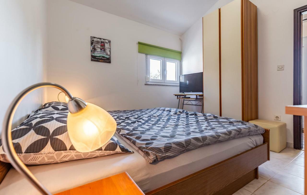 Apartment Denis Medulin Ngoại thất bức ảnh