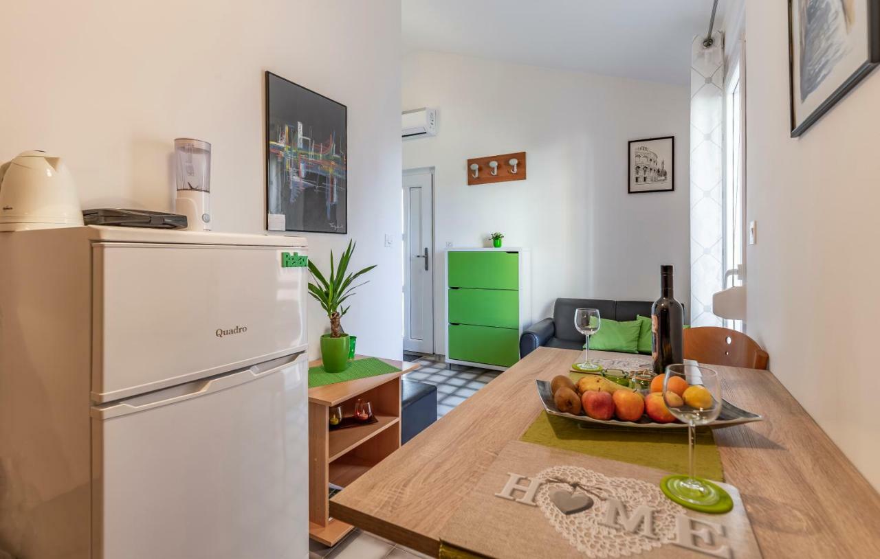 Apartment Denis Medulin Ngoại thất bức ảnh